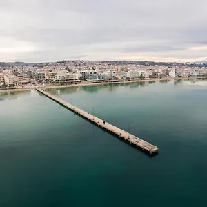 Szálloda Aigli, Peraía